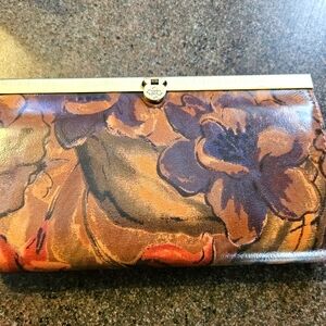 Patricia Nash wallet